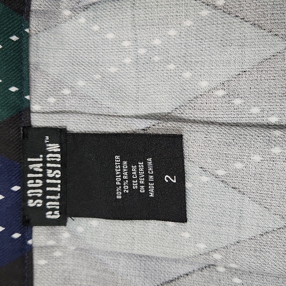 Hot Topic Argyle Pleated Schoolgirl Skirt. - Picture 8 of 9